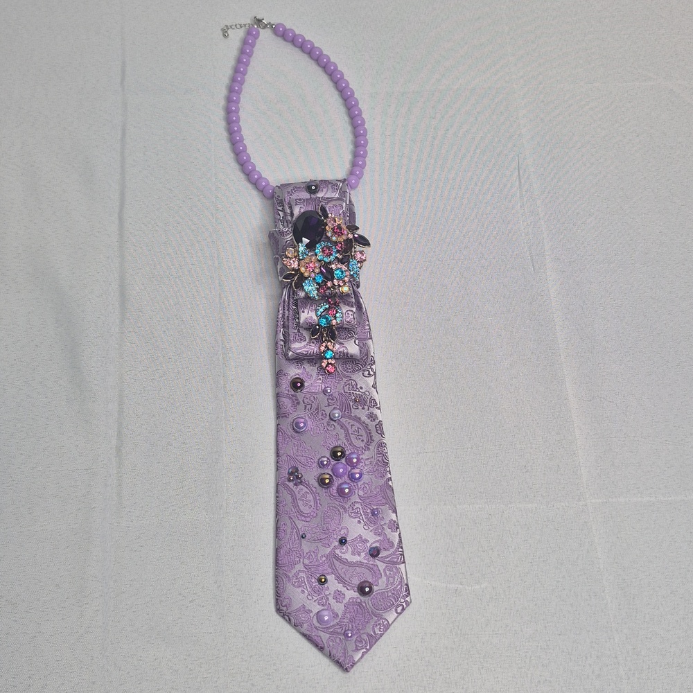 Handcrafted Luxury Fashion Necktie Necklace ๐ฟ (PURPLE - LICIOUS) - Picture 4 of 14